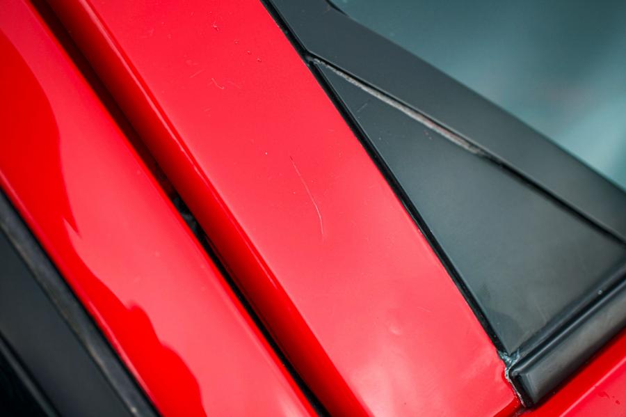 Детали экстерьера Lamborghini Countach LP5000 S Quattrovalvole 1988 года  (фото 78 из 146)
